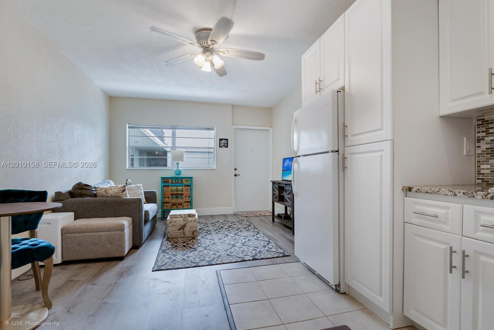 HARBOUR HILL CLUB CONDO - Residential Lease