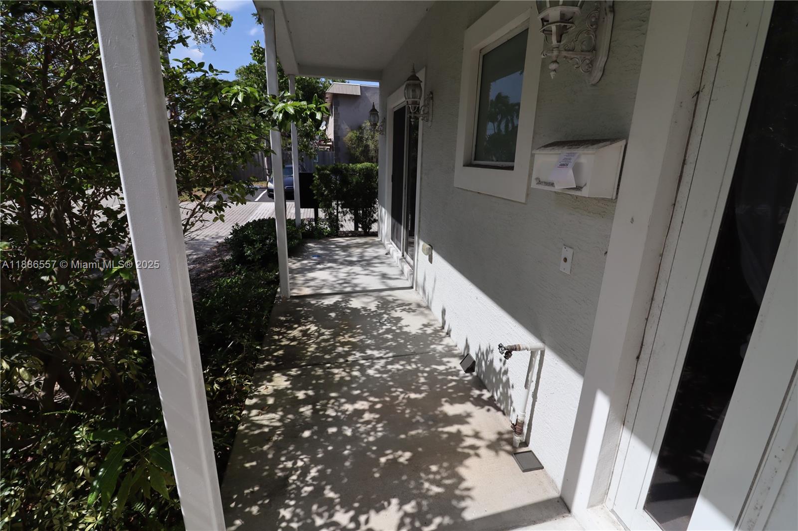 RESUB OF HIGHLAND ESTATES - Residential Lease