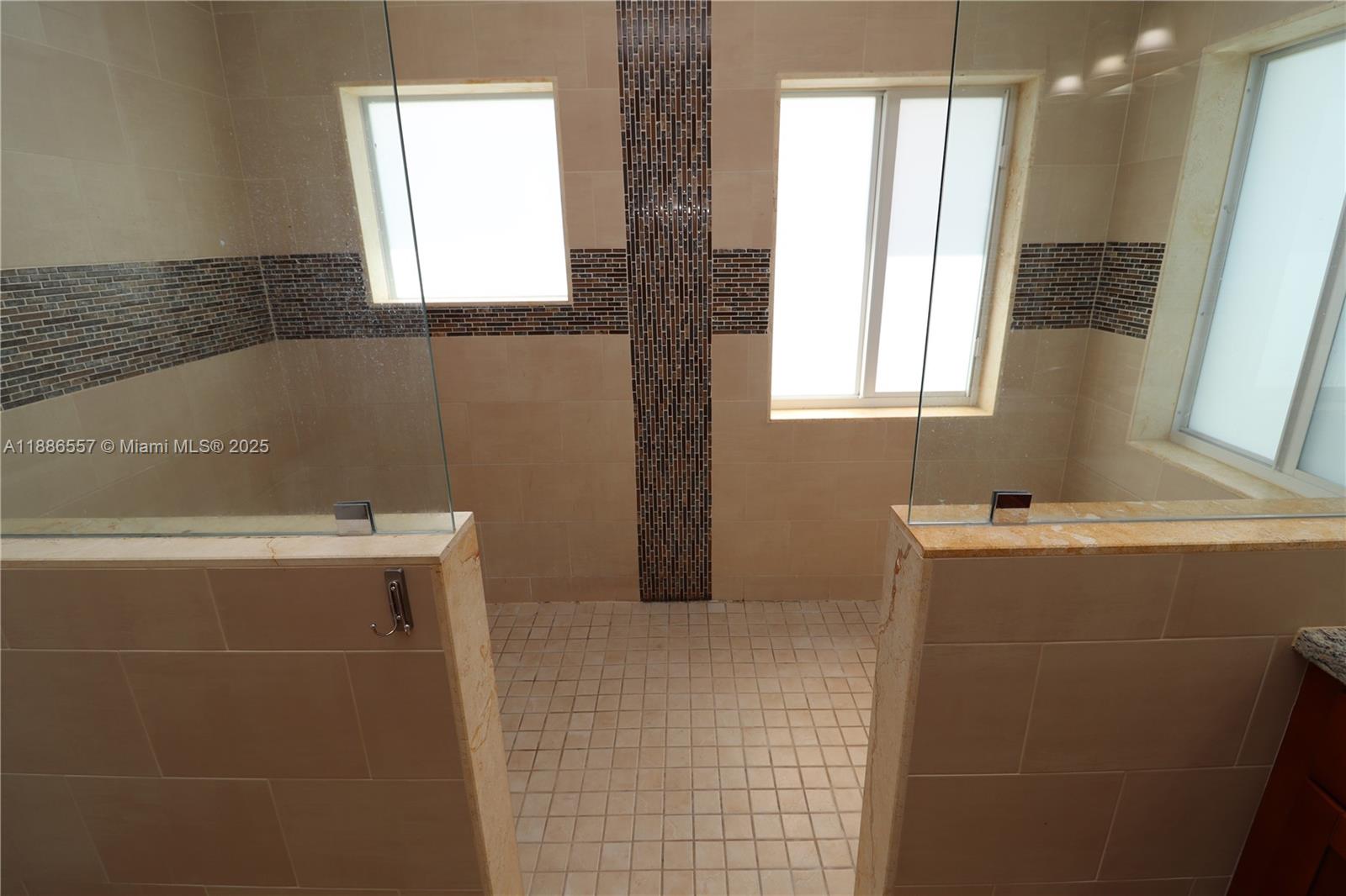 RESUB OF HIGHLAND ESTATES - Residential Lease