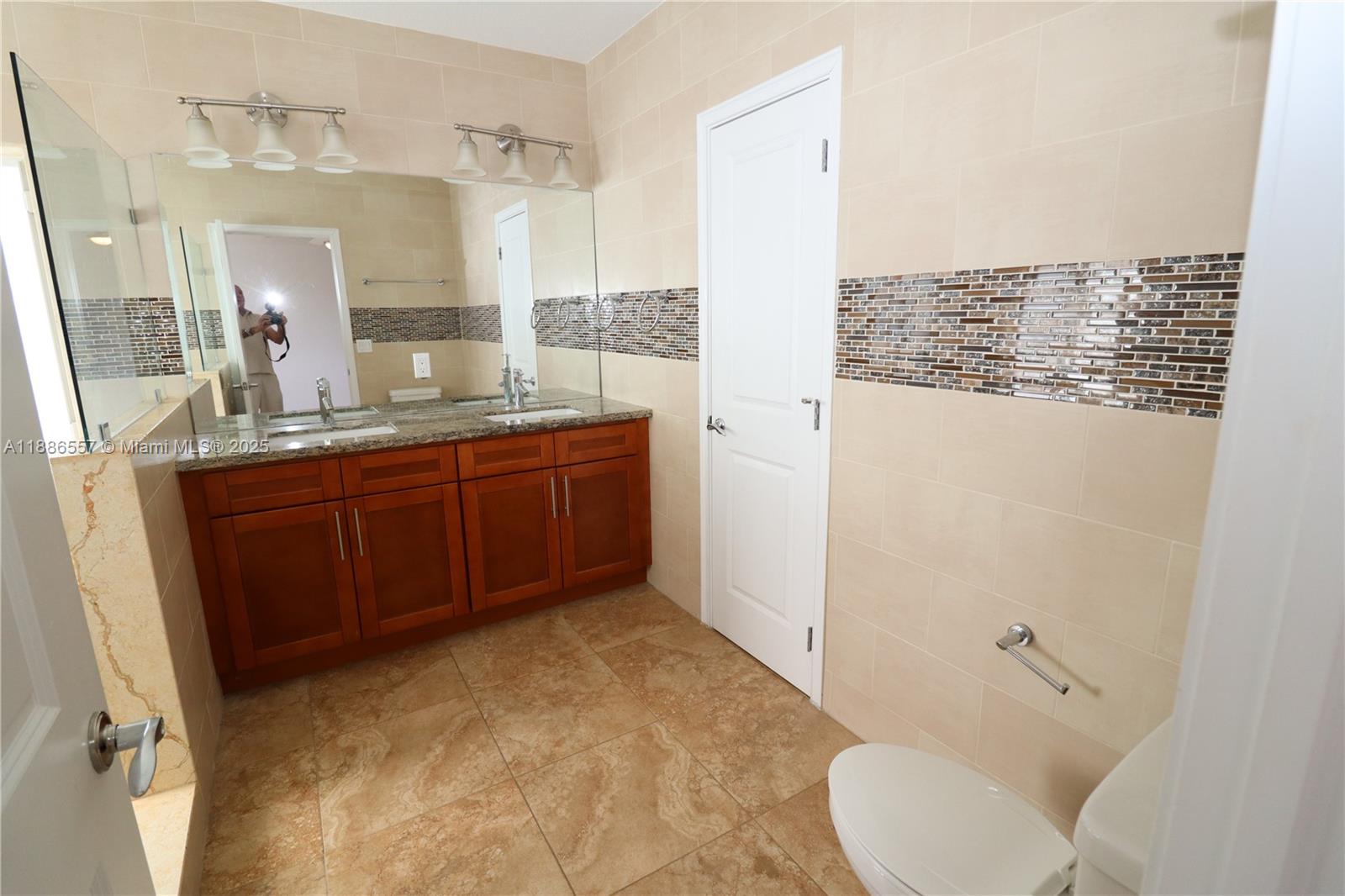 RESUB OF HIGHLAND ESTATES - Residential Lease