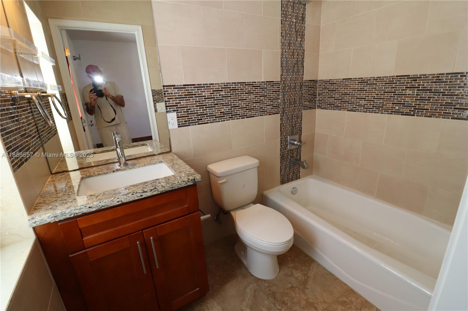 RESUB OF HIGHLAND ESTATES - Residential Lease