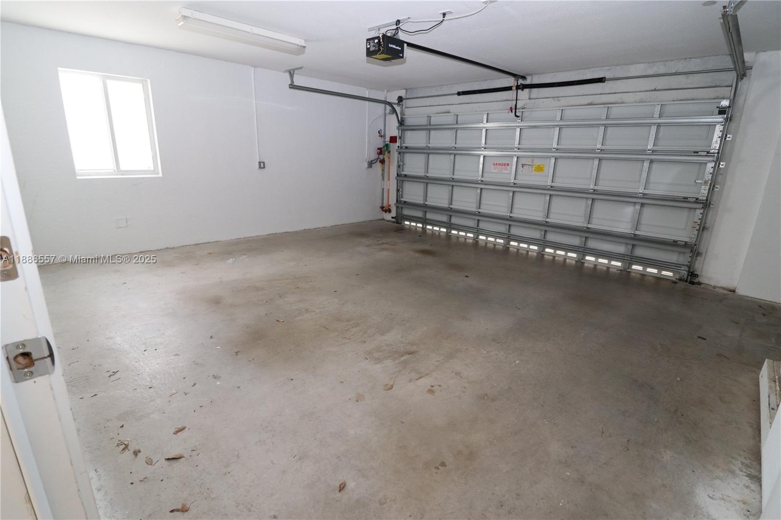 RESUB OF HIGHLAND ESTATES - Residential Lease