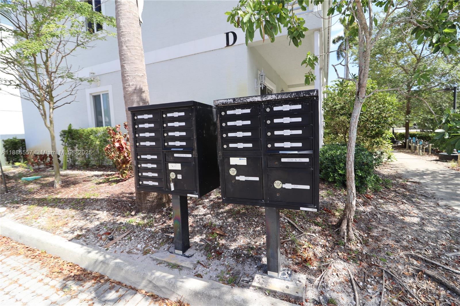 RESUB OF HIGHLAND ESTATES - Residential Lease
