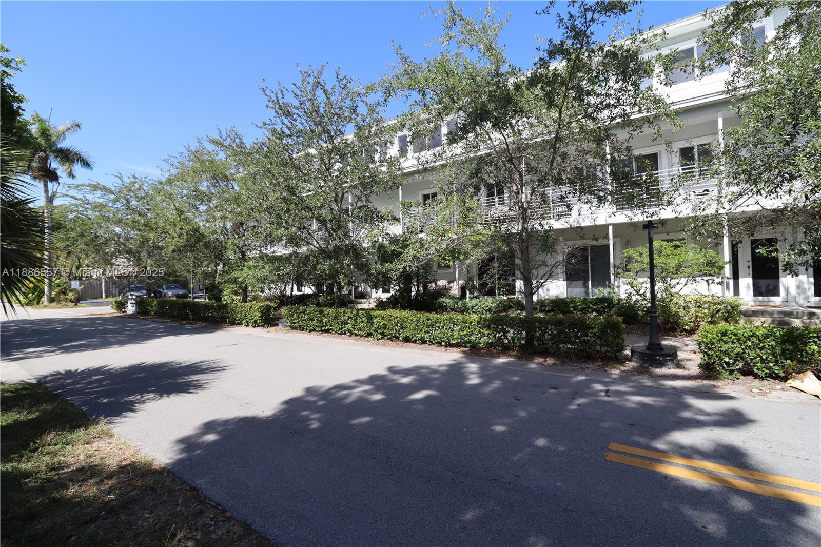 RESUB OF HIGHLAND ESTATES - Residential Lease