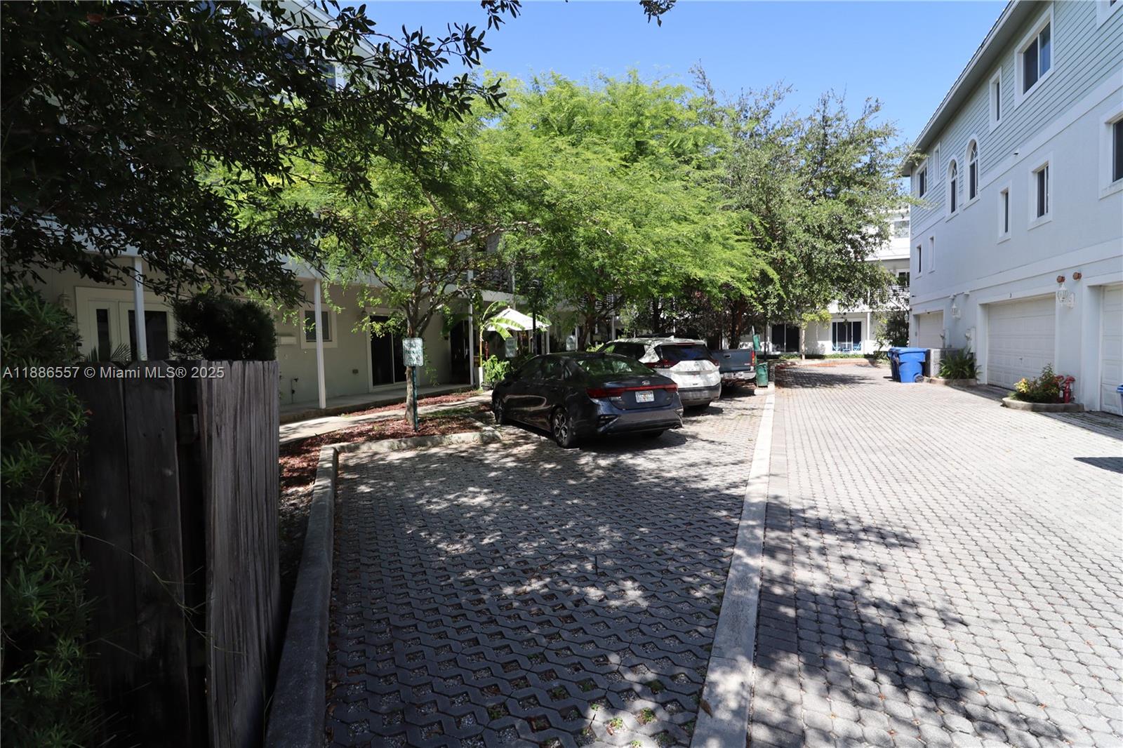 RESUB OF HIGHLAND ESTATES - Residential Lease