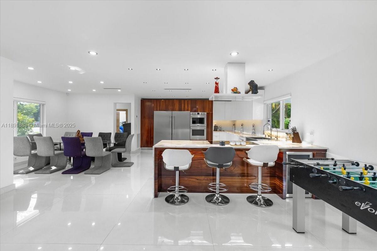 GABLES ACRE ESTATES - Residential