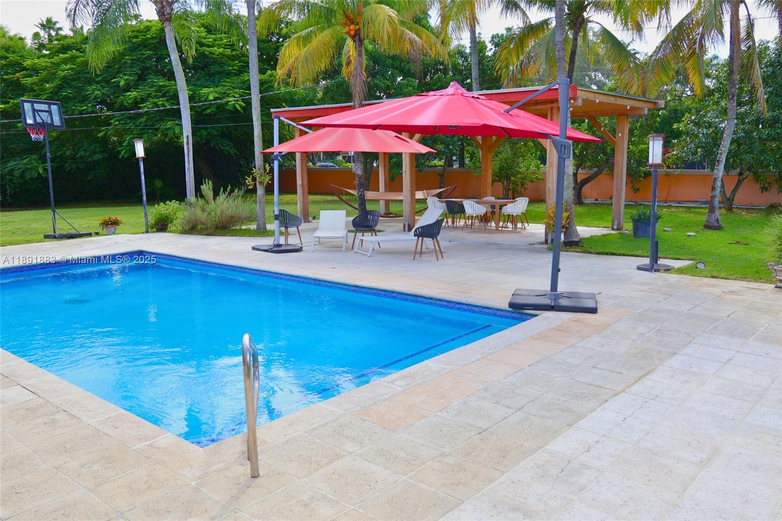 GABLES ACRE ESTATES - Residential