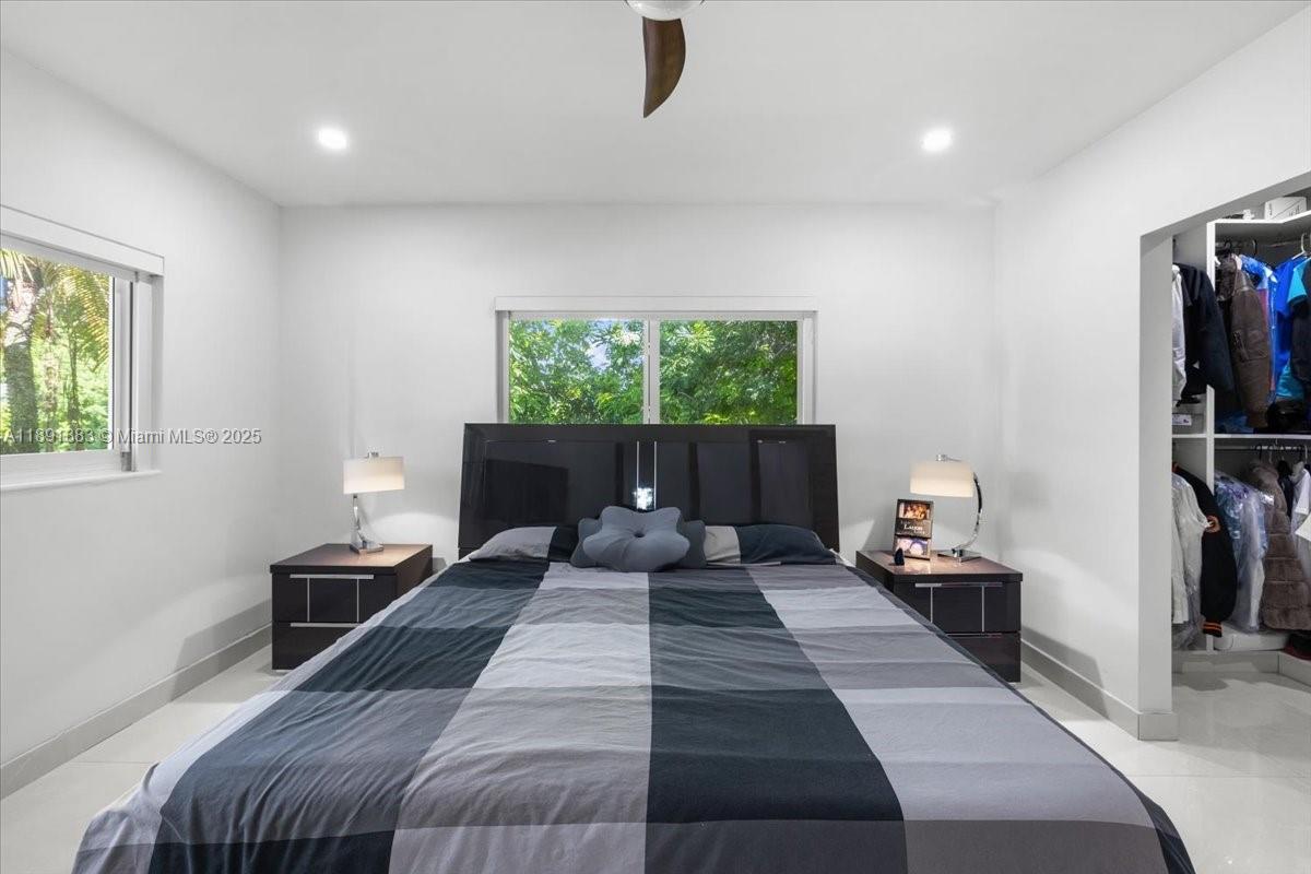 GABLES ACRE ESTATES - Residential