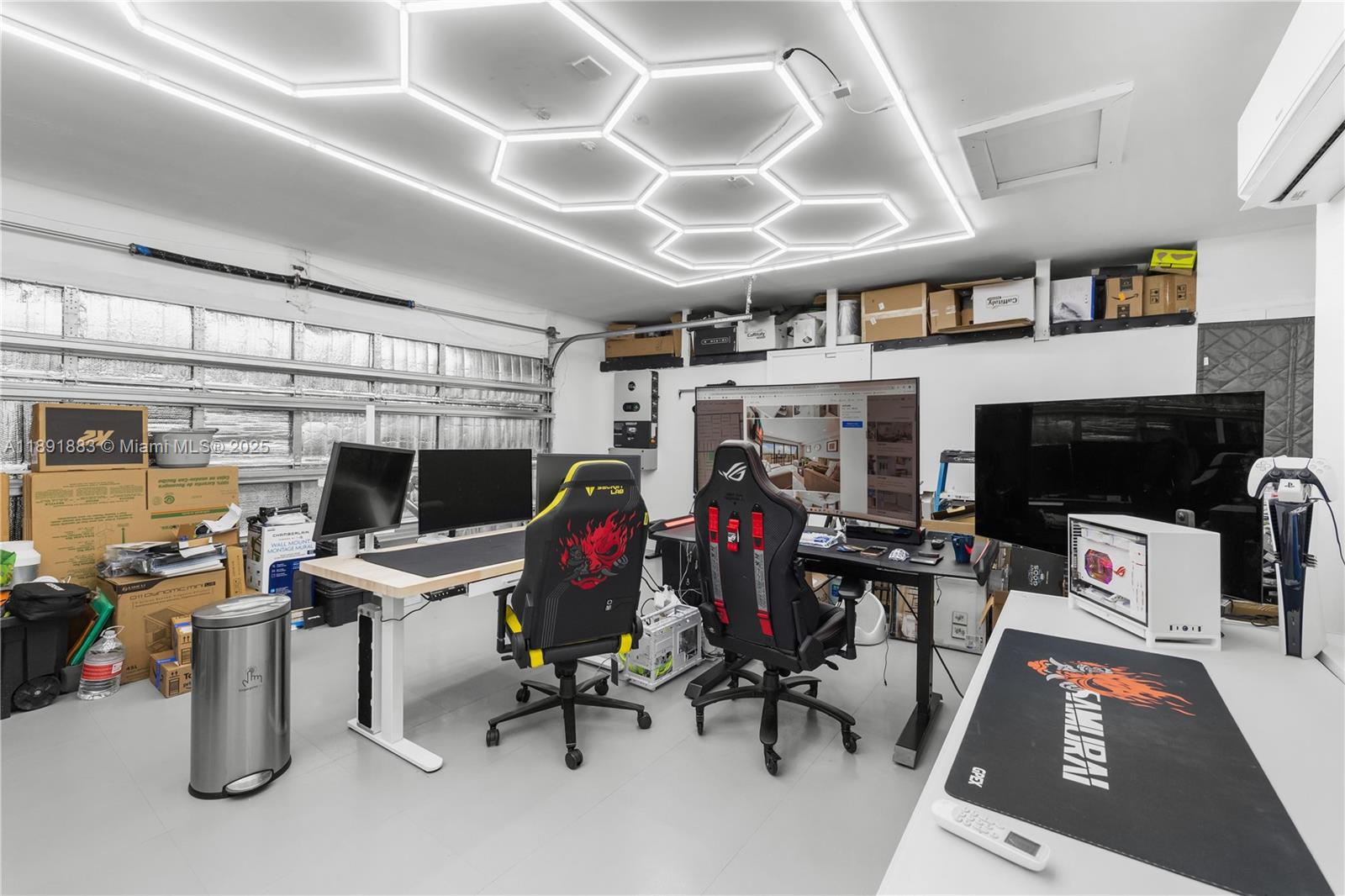 GABLES ACRE ESTATES - Residential