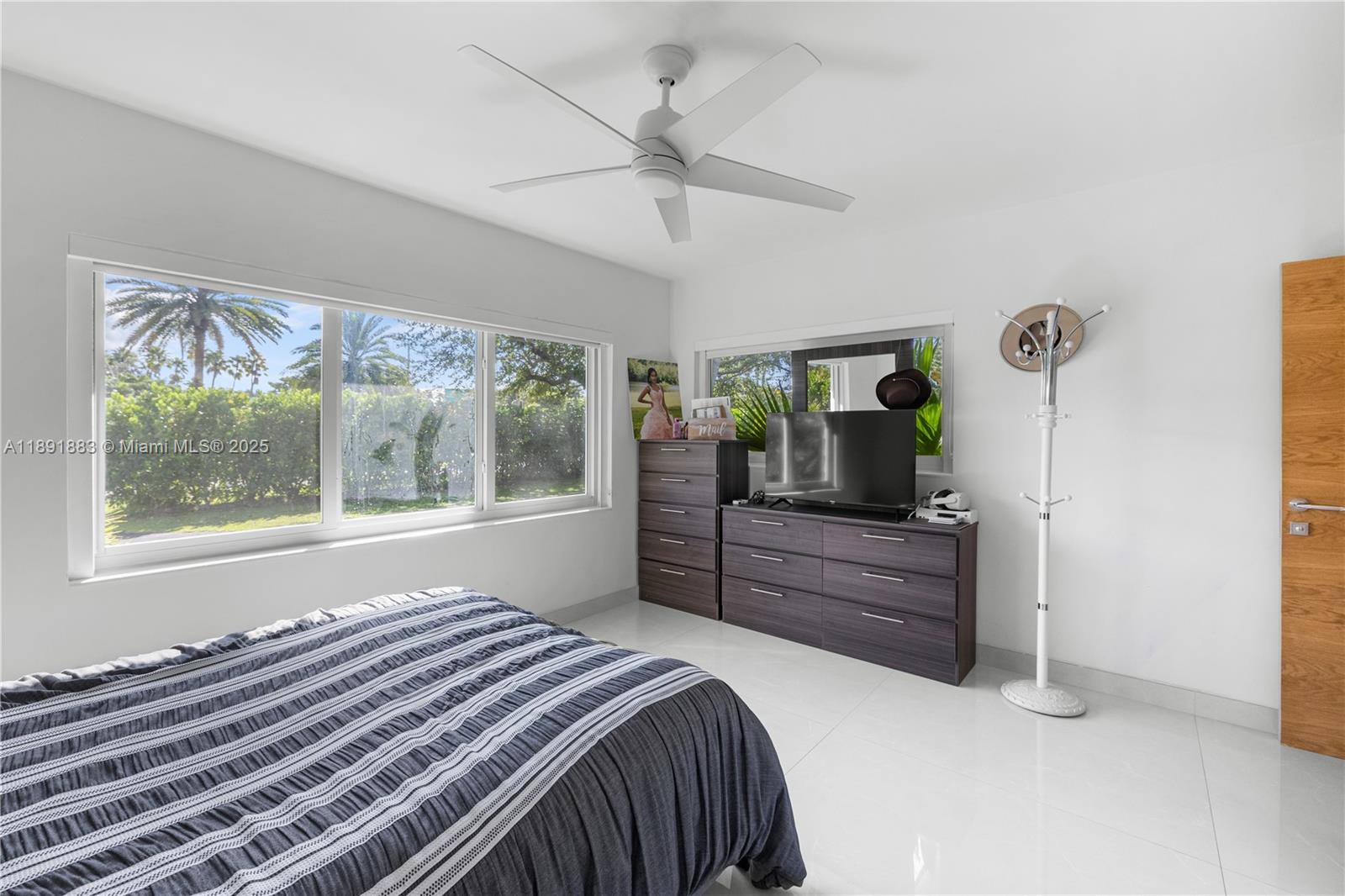 GABLES ACRE ESTATES - Residential