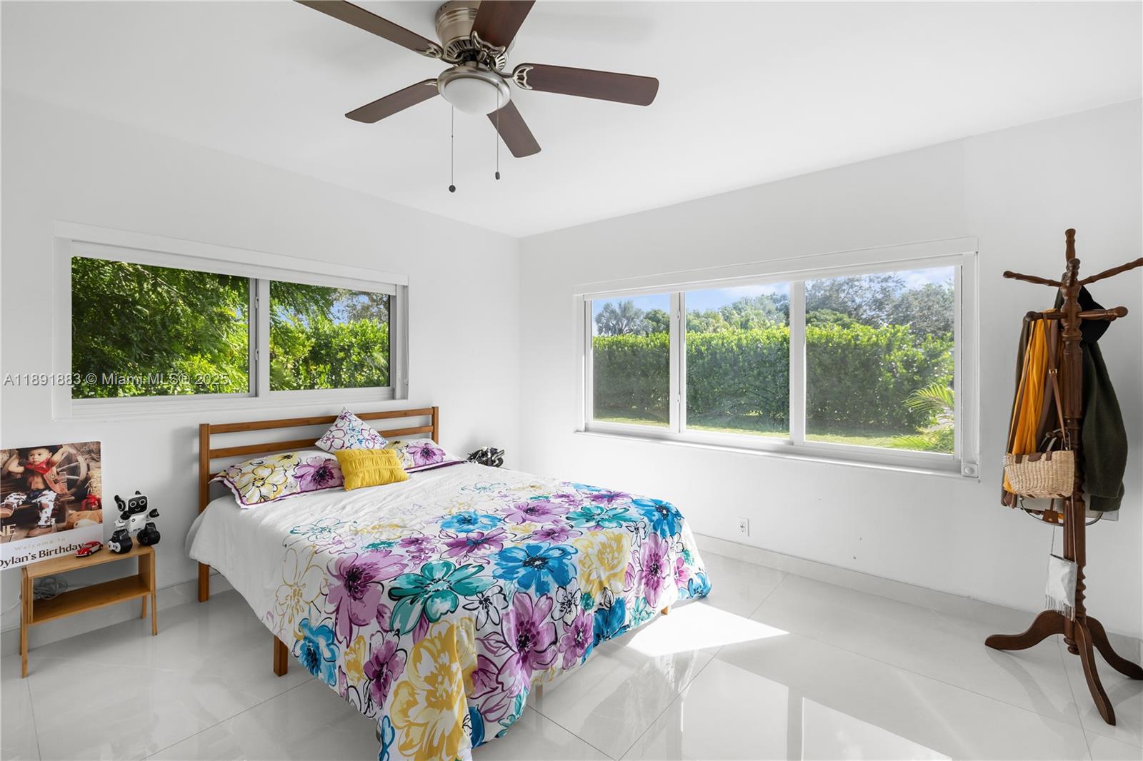 GABLES ACRE ESTATES - Residential