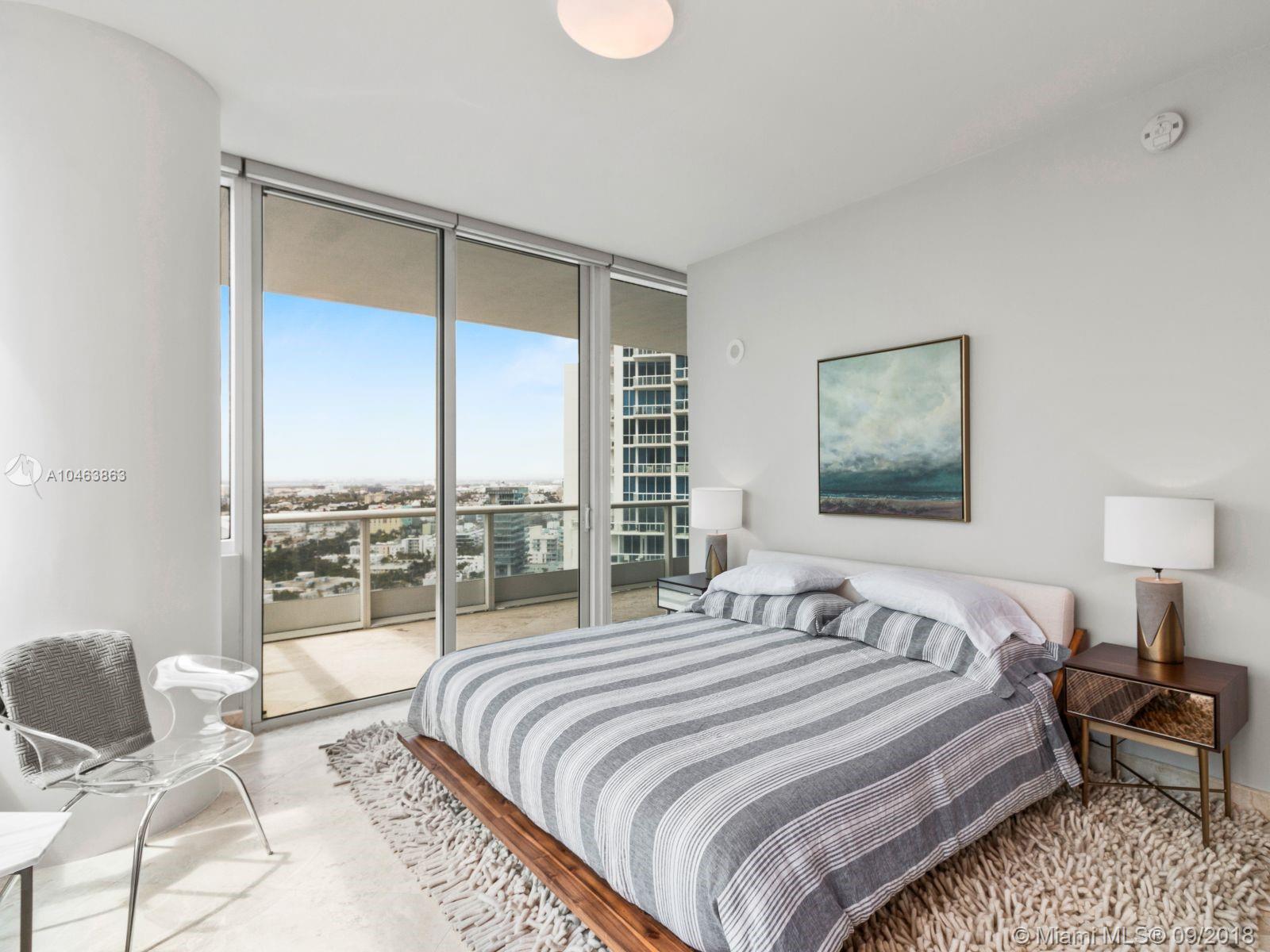 CONTINUUM ON SOUTH BEACH - Residential