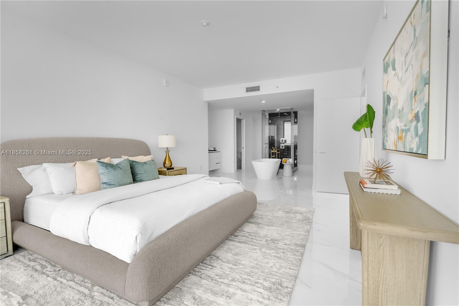 ARIA RESERVE SOUTH - Residential