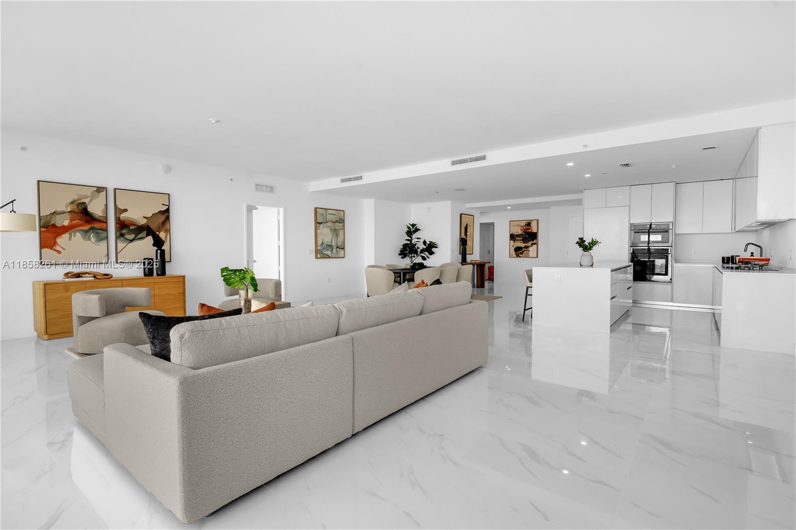 ARIA RESERVE SOUTH - Residential