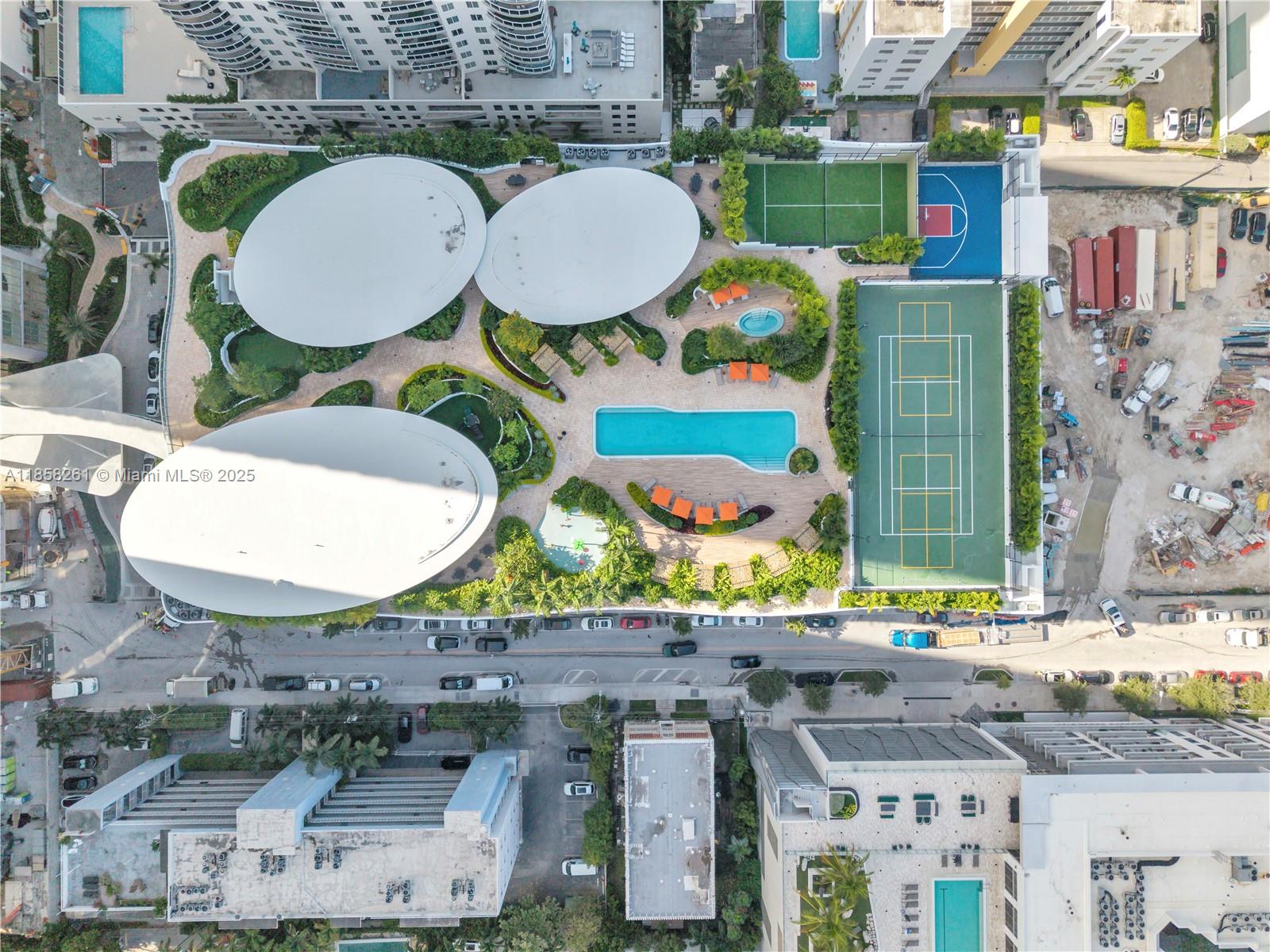 ARIA RESERVE SOUTH - Residential