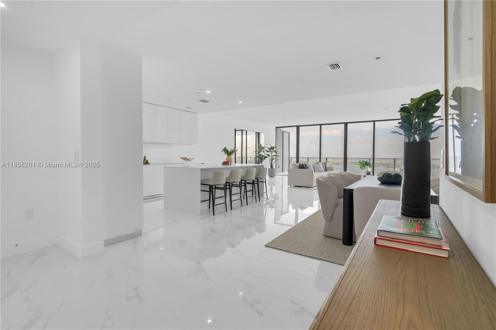 ARIA RESERVE SOUTH - Residential