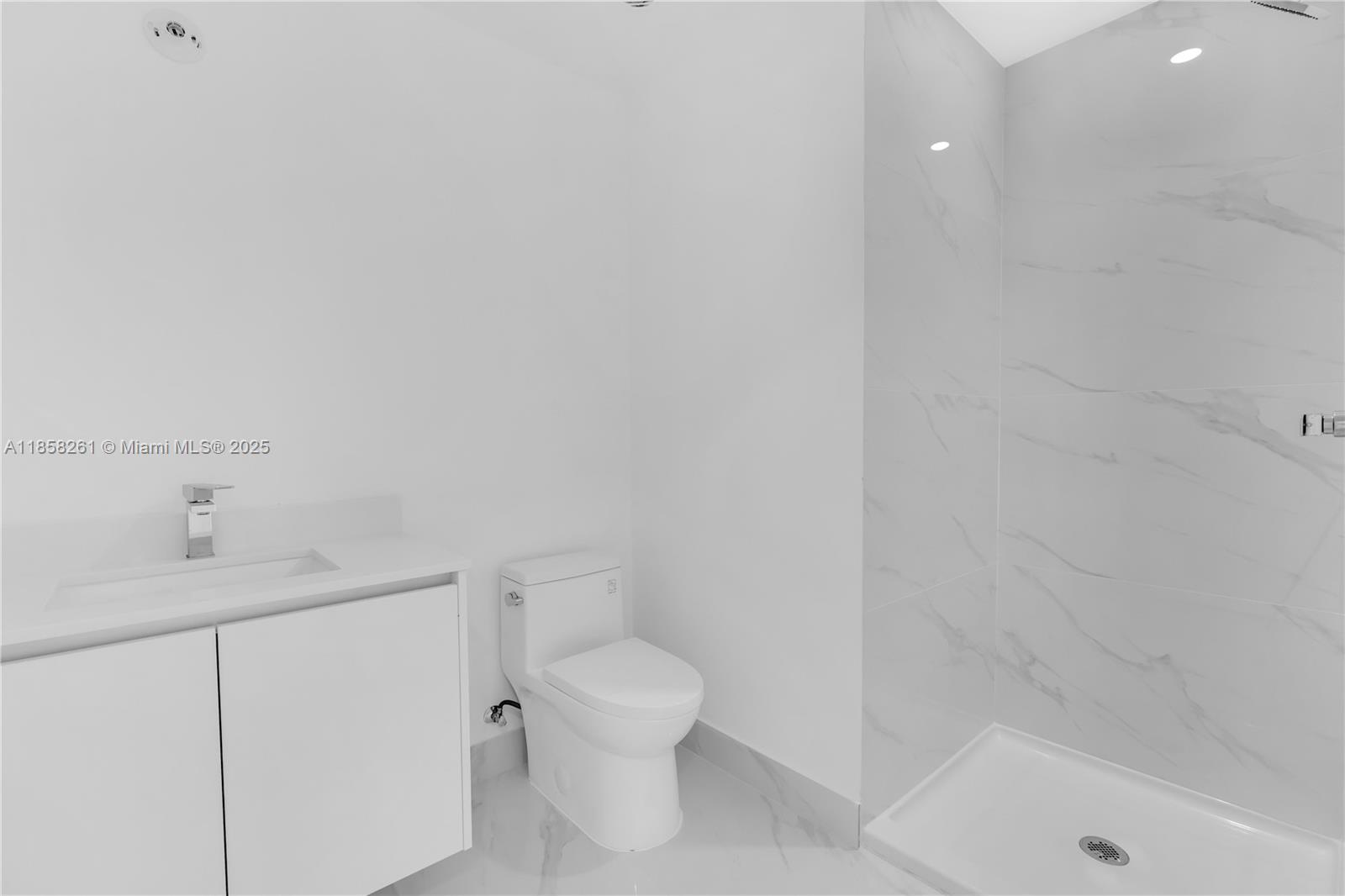 ARIA RESERVE SOUTH - Residential