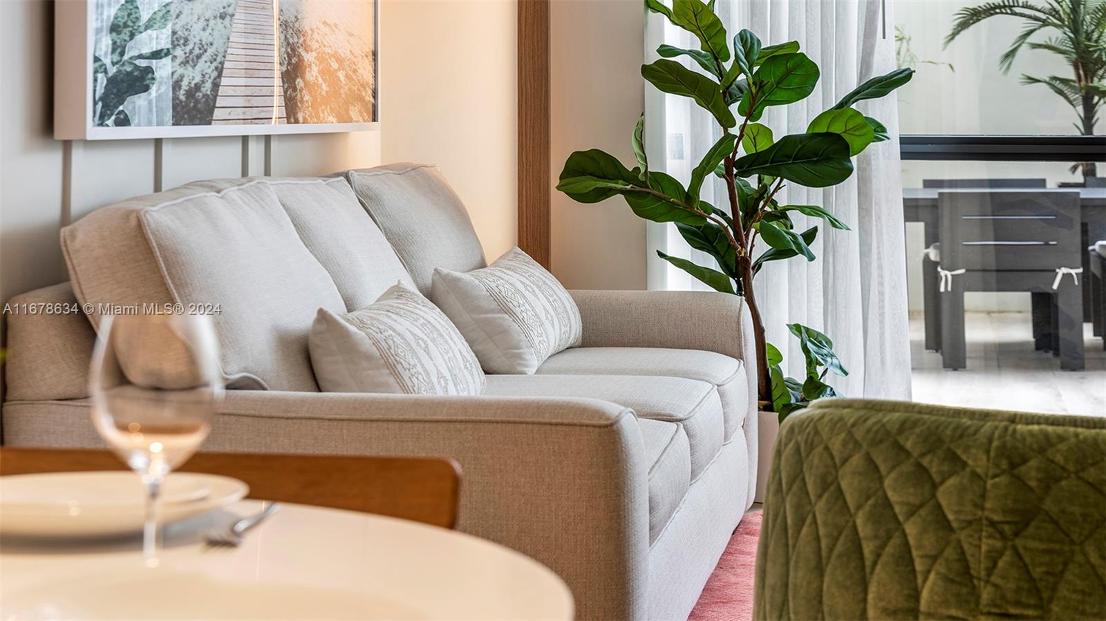 2201 COLLINS AVE CONDO - Residential