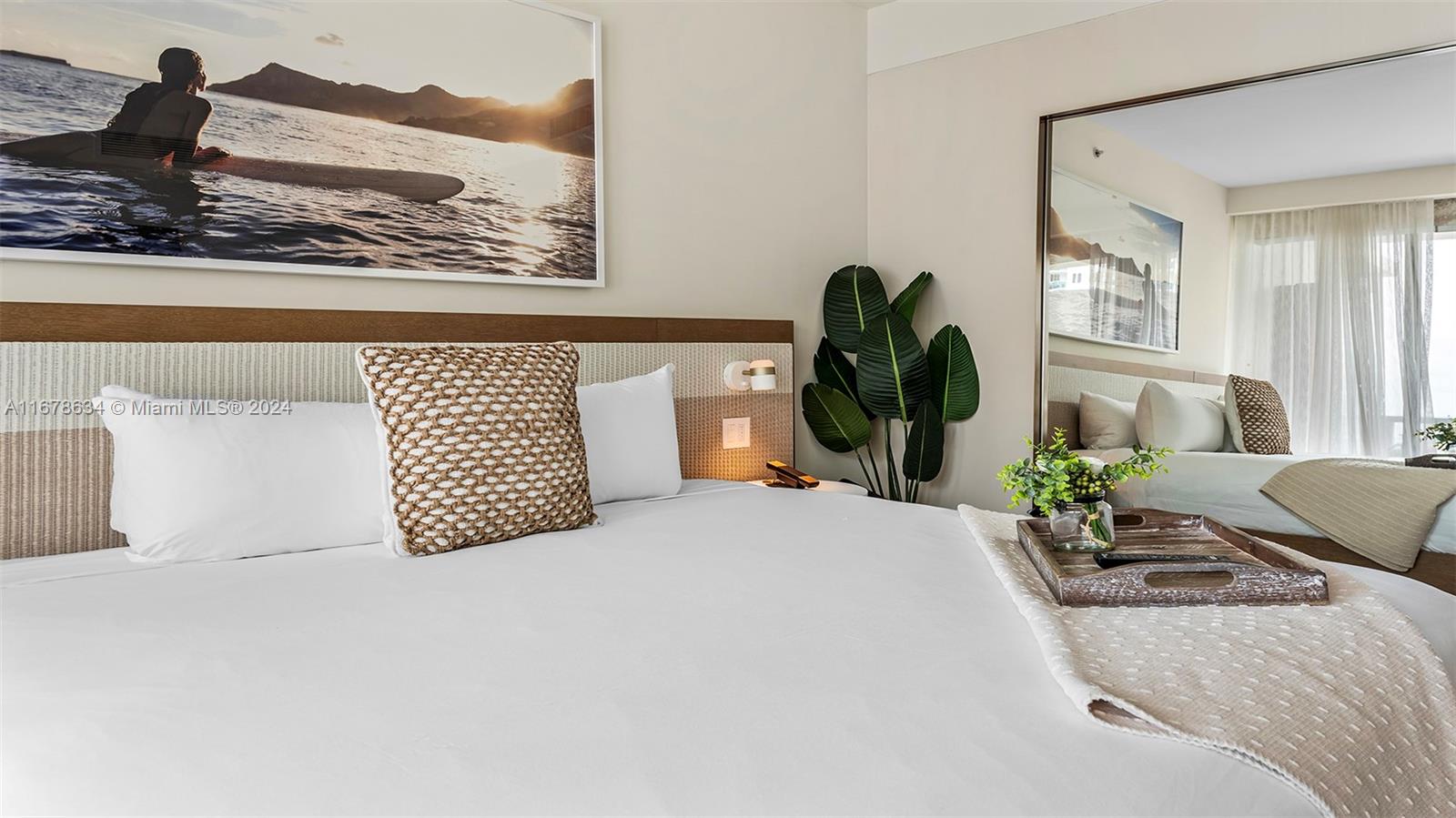 2201 COLLINS AVE CONDO - Residential