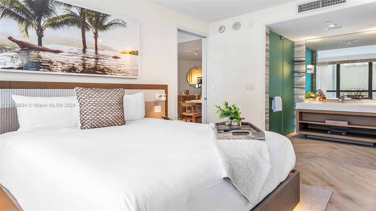 2201 COLLINS AVE CONDO - Residential