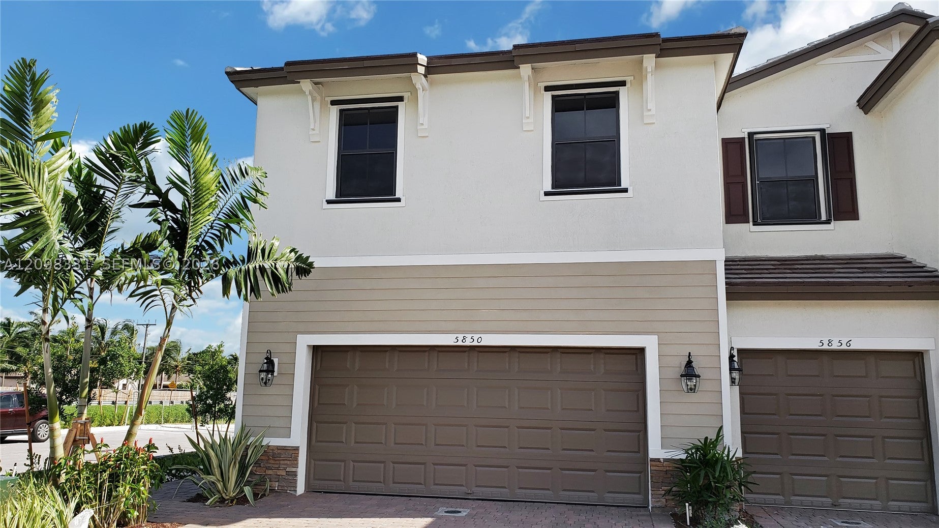 5850 Clydesdale Ct
