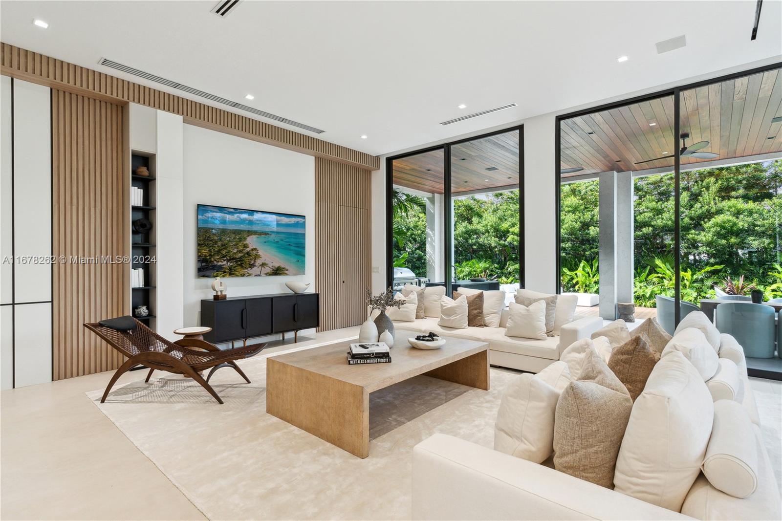 RIVIERA WATERWAYS - Residential