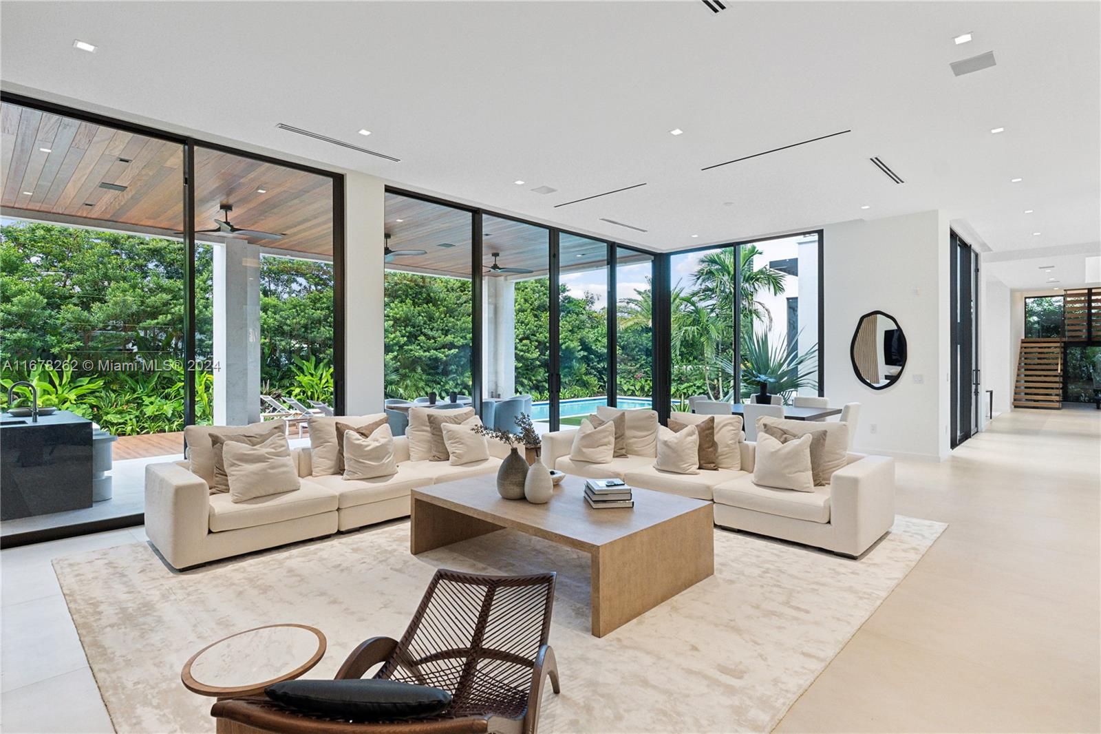 RIVIERA WATERWAYS - Residential