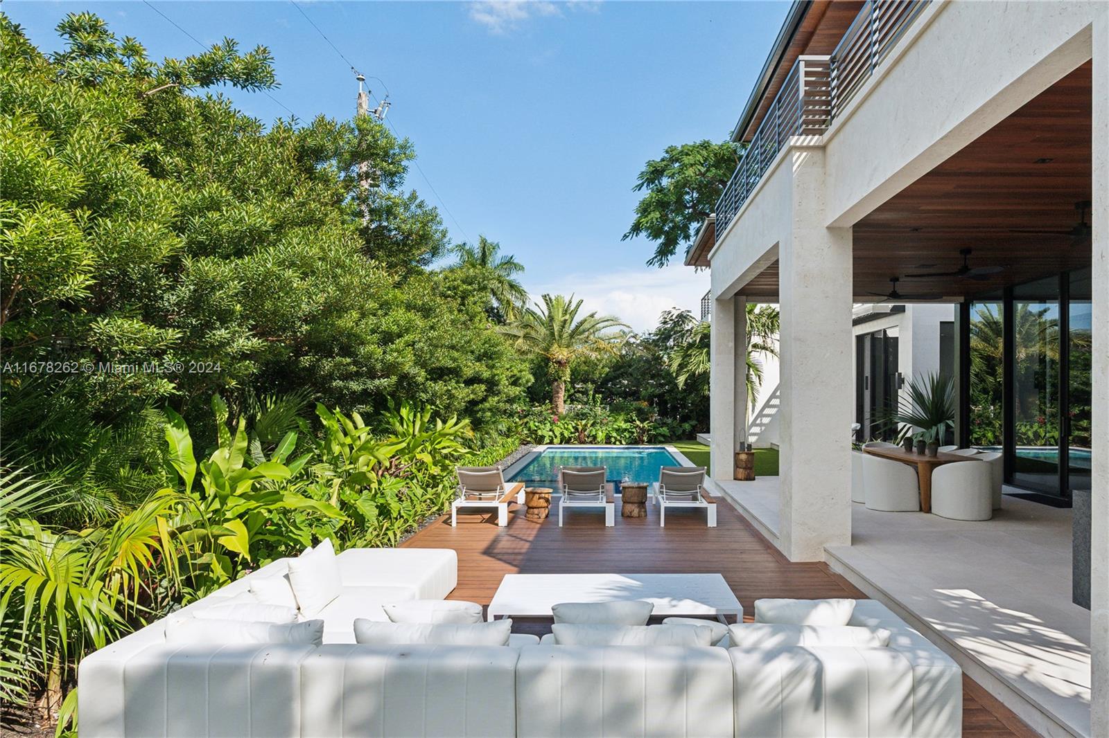 RIVIERA WATERWAYS - Residential