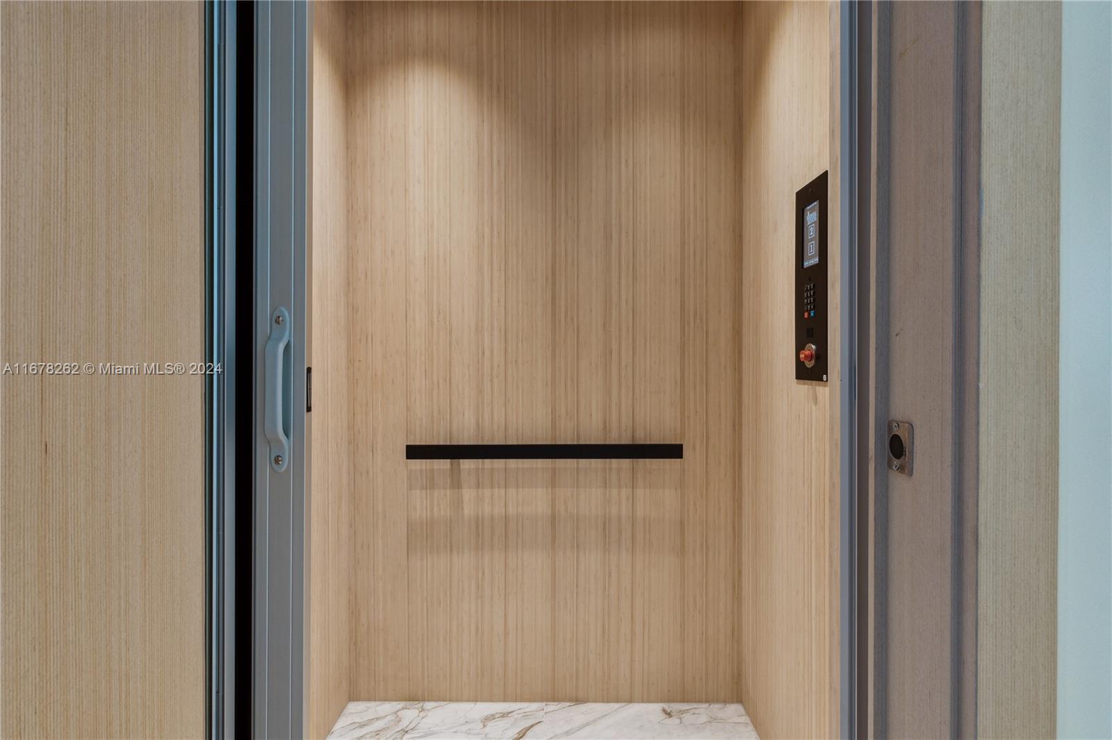 RIVIERA WATERWAYS - Residential