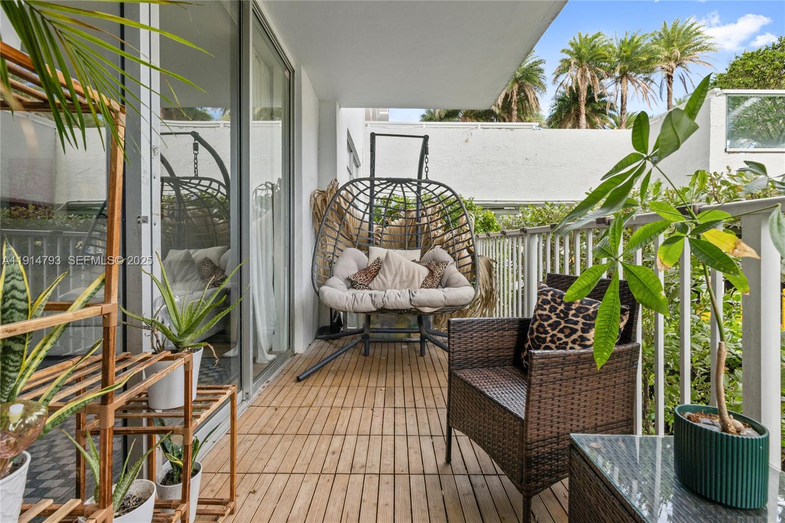 ADMIRALS PORT CONDO WEST - Residential