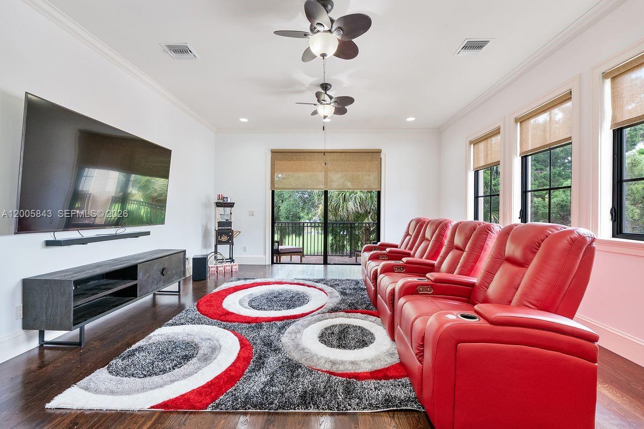 PARKLAND GOLF & COUNTRY C - Residential