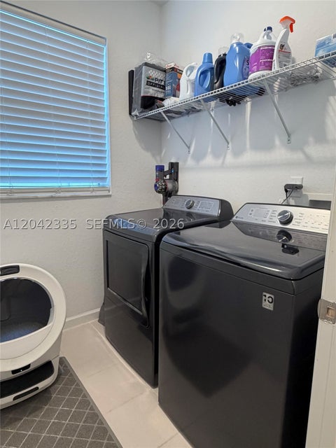 Tiny photo for 1361 SE 27th Ter, Homestead, FL 33035 (MLS # A12042335)