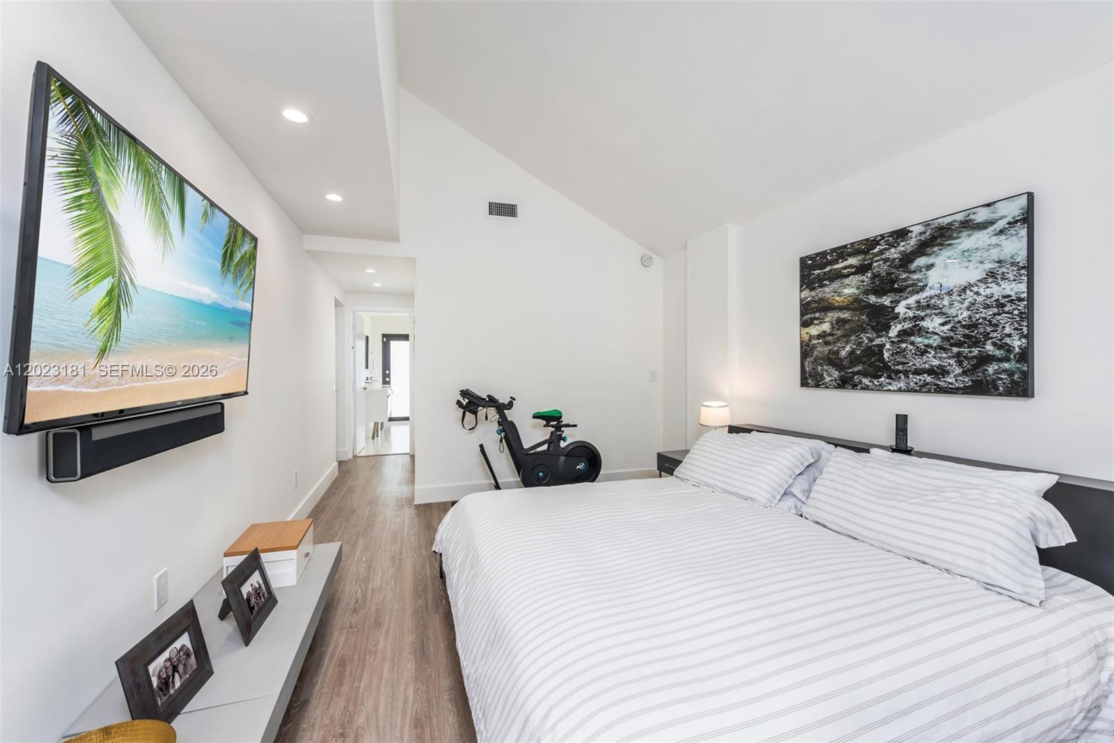ENCHANTED LAKE SEC 6 - Residential