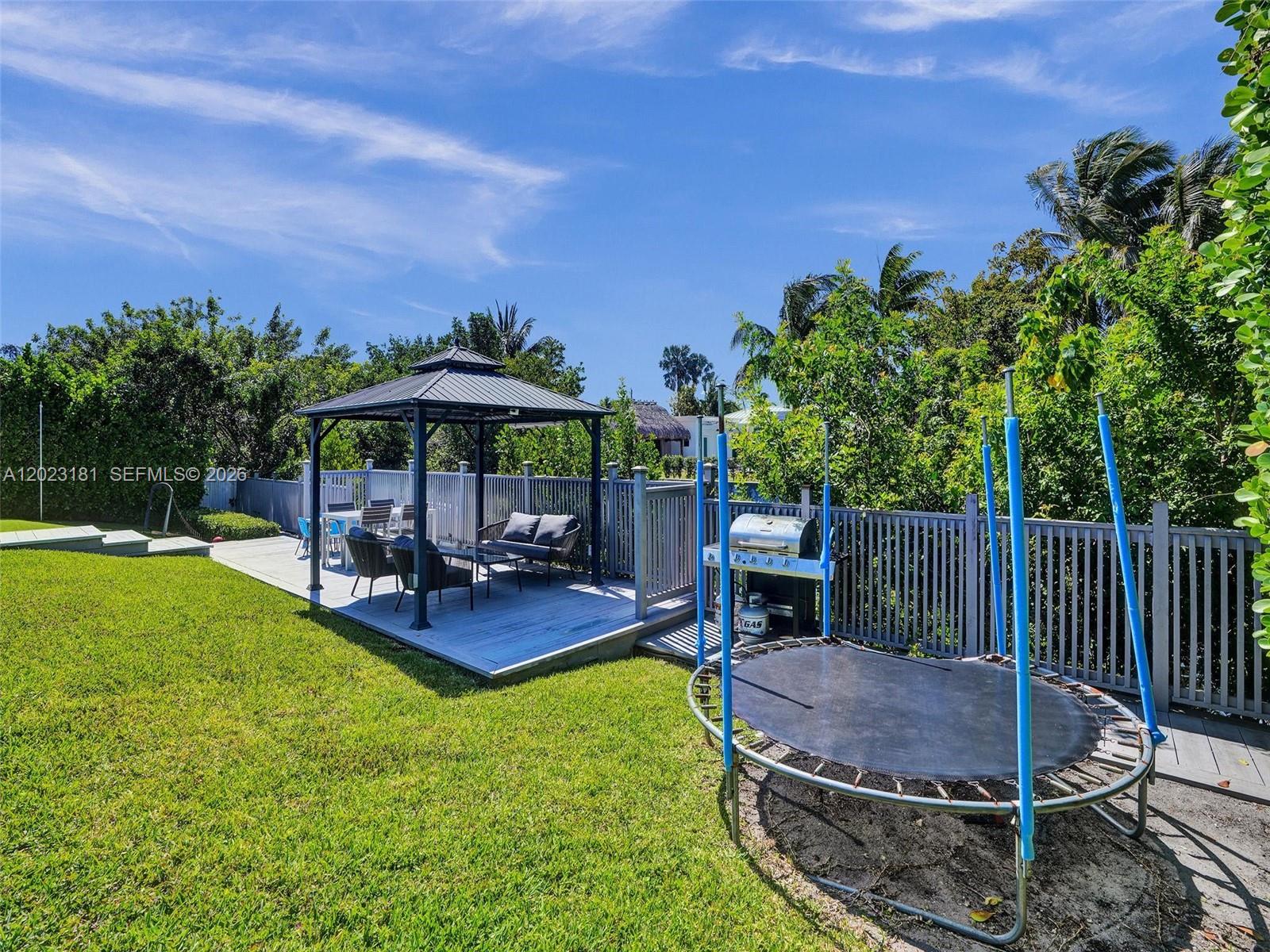 ENCHANTED LAKE SEC 6 - Residential