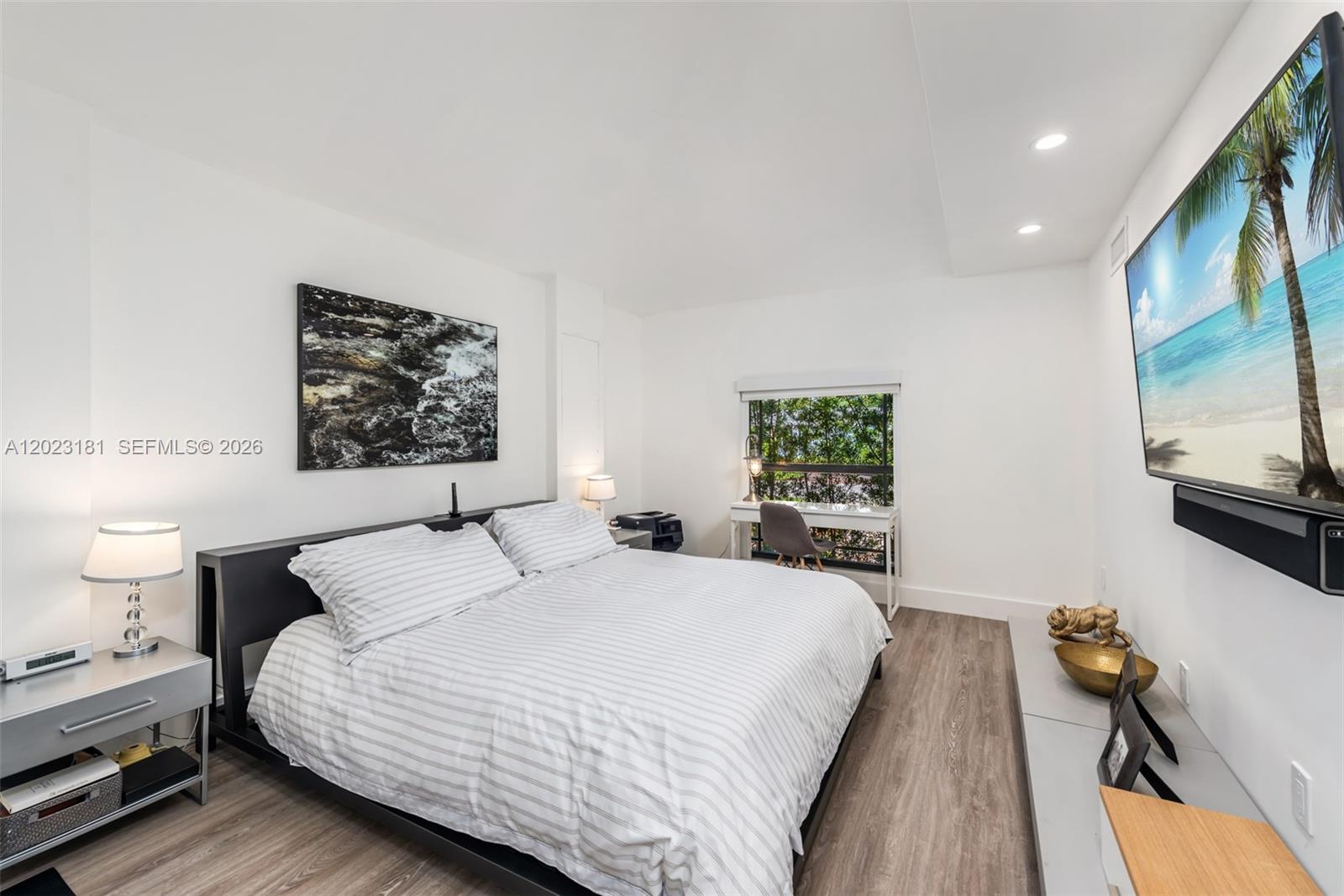 ENCHANTED LAKE SEC 6 - Residential