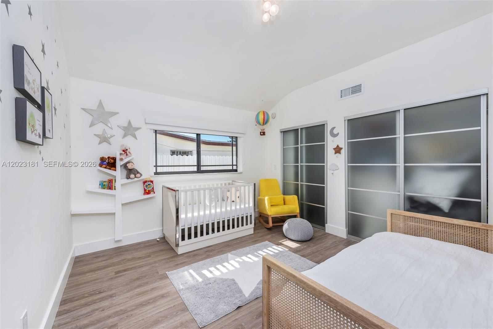 ENCHANTED LAKE SEC 6 - Residential