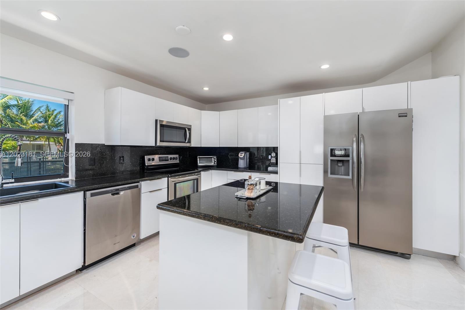 ENCHANTED LAKE SEC 6 - Residential