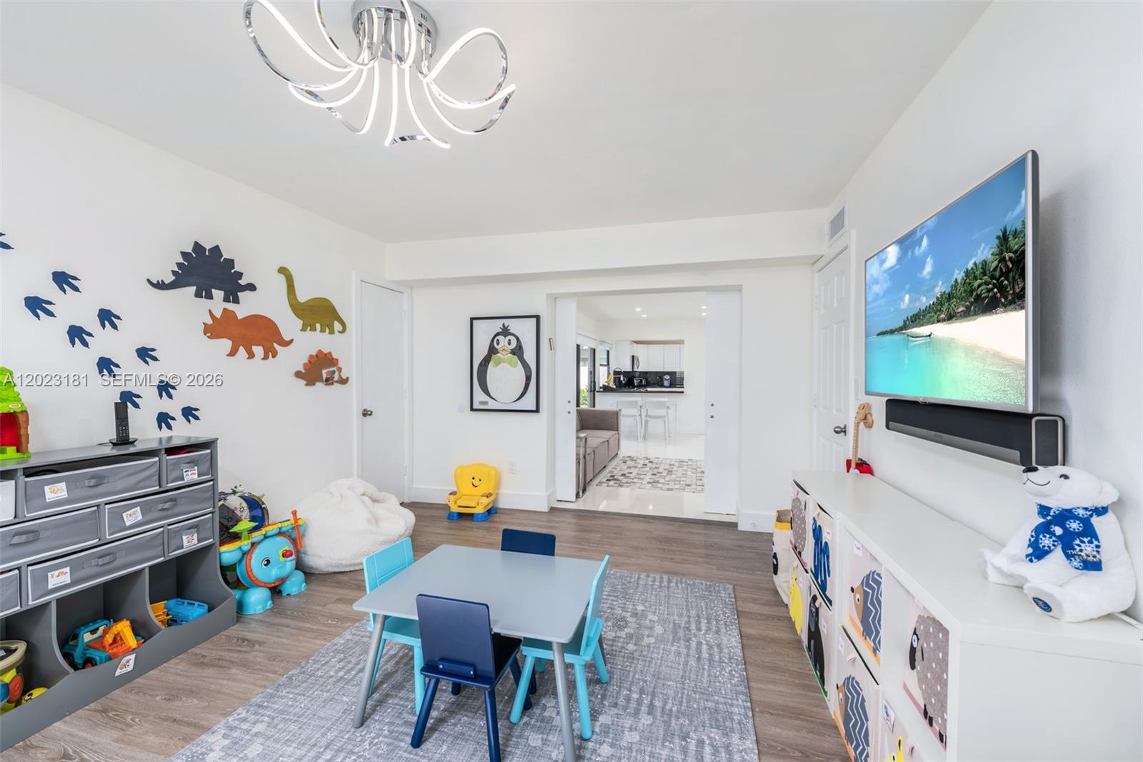 ENCHANTED LAKE SEC 6 - Residential