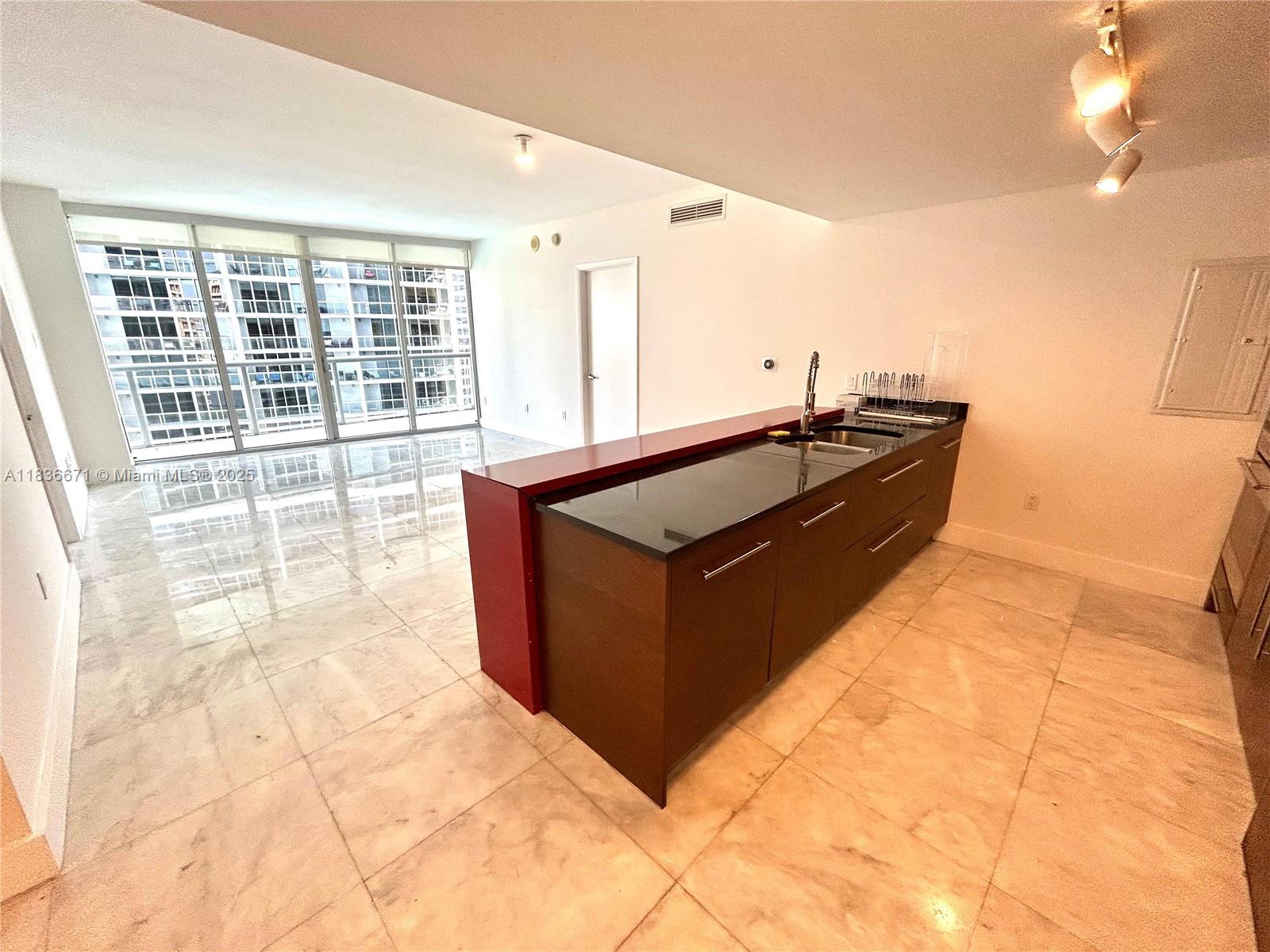 Spacious 2 Bed + Den / 2 Bath at Icon Brickell
One of the largest floor plans in the building. Freshly painted and unfurnished, ready for immediate move-in. This bright unit offers beautiful pool, bay, and city views. Porcelain flooring in main areas and wood floors in the bedrooms.
Enjoy top-tier amenities including a full-service spa and Miami’s largest residential pool. Icon Brickell also features two of the city’s best restaurants: Cipriani and Cantina La Veinte. Pet-friendly building (restrictions may vary by tower).