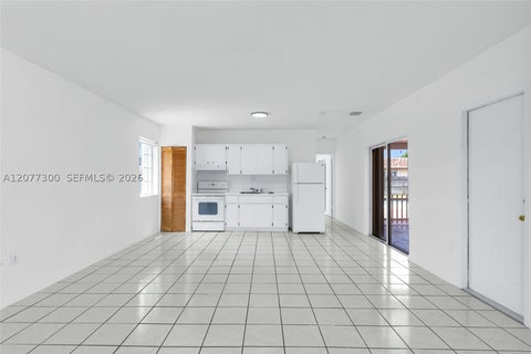 Tiny photo for 18600 SW 127th Pl, Miami, FL 33177 (MLS # A12077300)