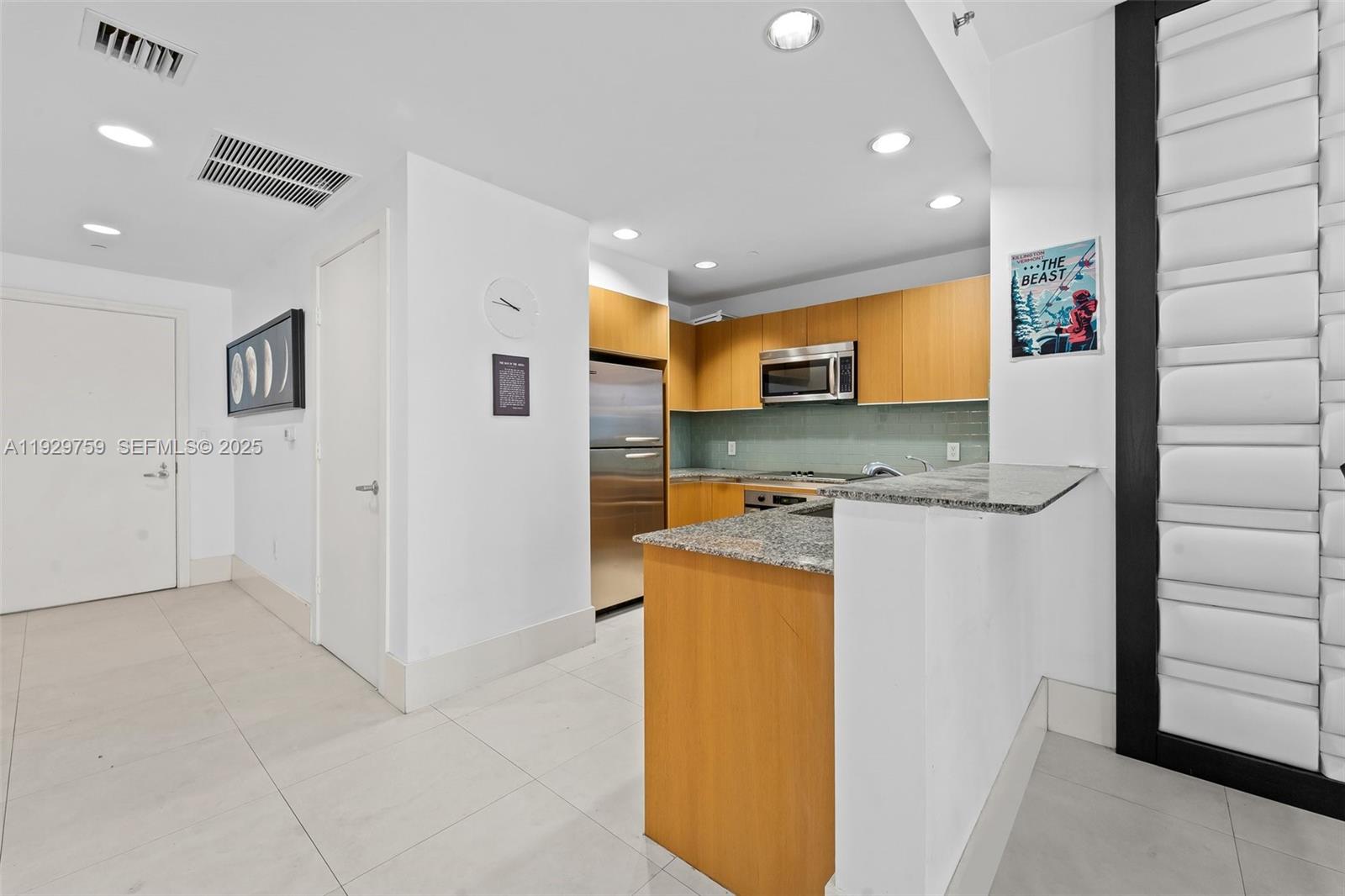 1060 BRICKELL CONDO - Residential Lease