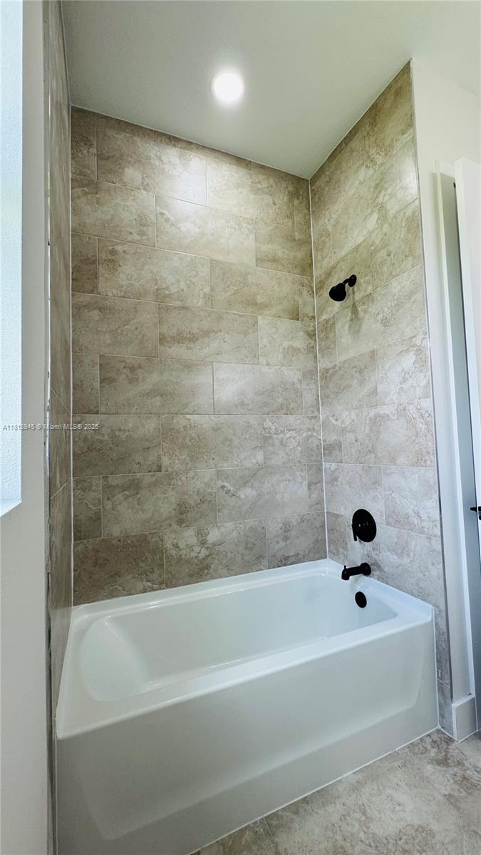 PORT LABELLE - Residential