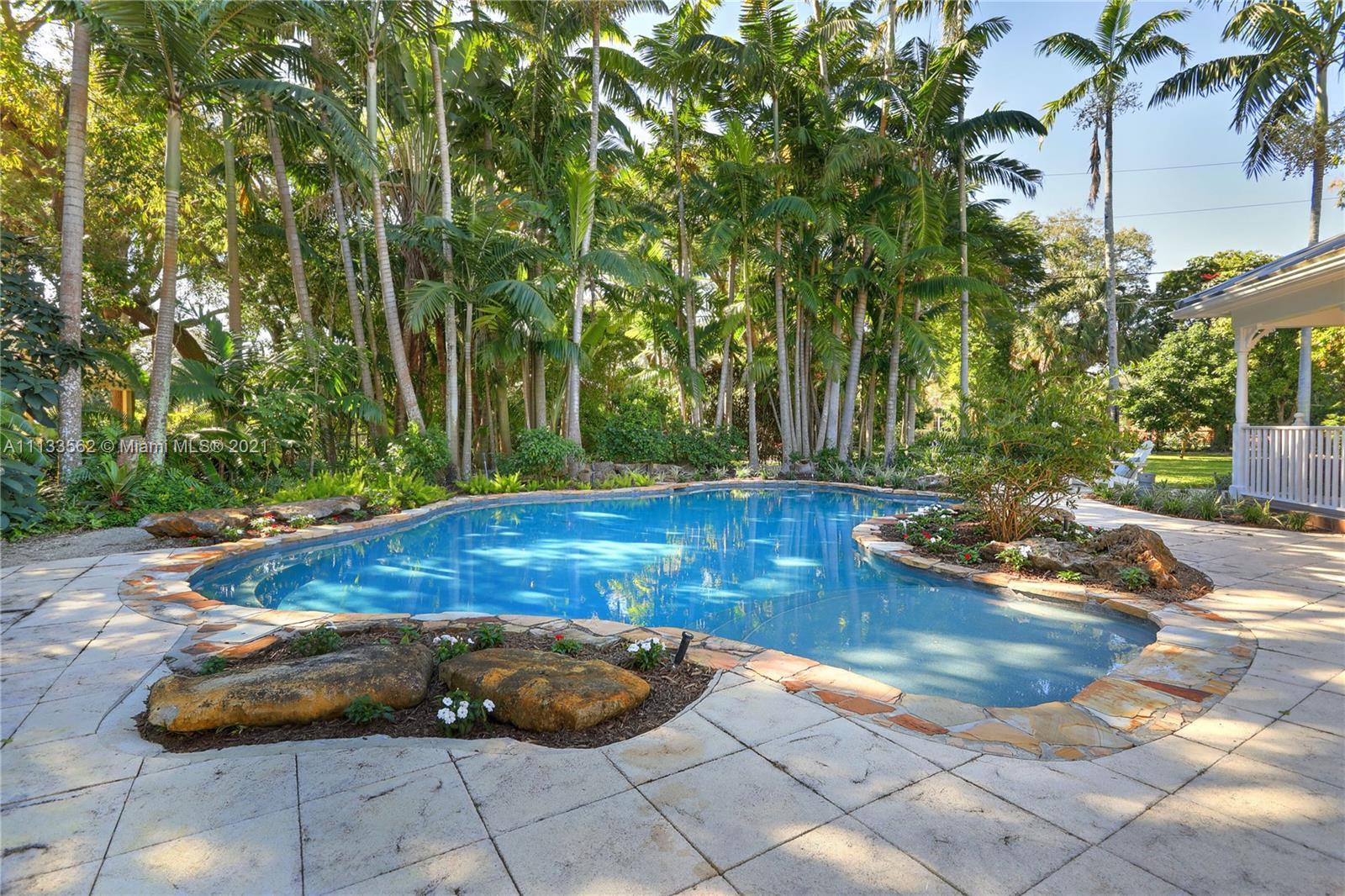 MARTIN SUBURBAN ACRES - Residential