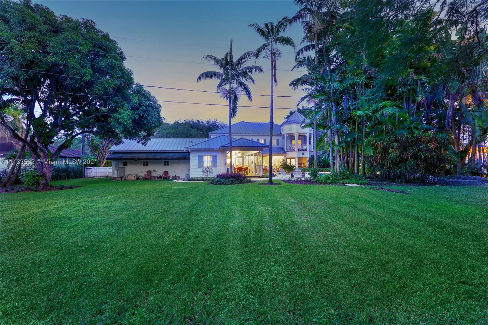 MARTIN SUBURBAN ACRES - Residential