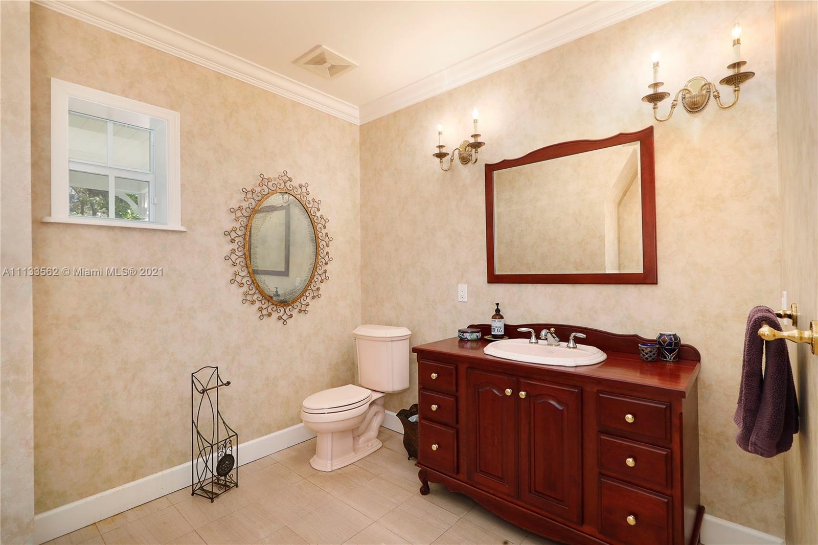 MARTIN SUBURBAN ACRES - Residential