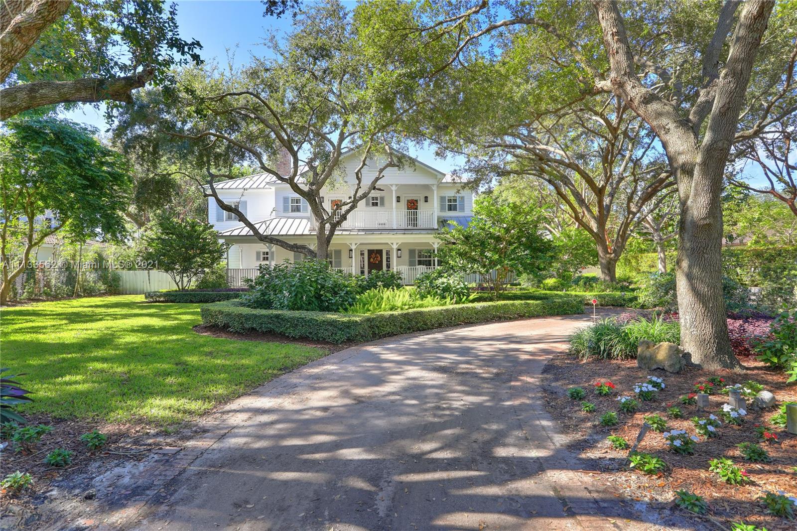 MARTIN SUBURBAN ACRES - Residential