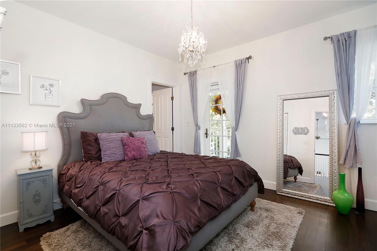 MARTIN SUBURBAN ACRES - Residential