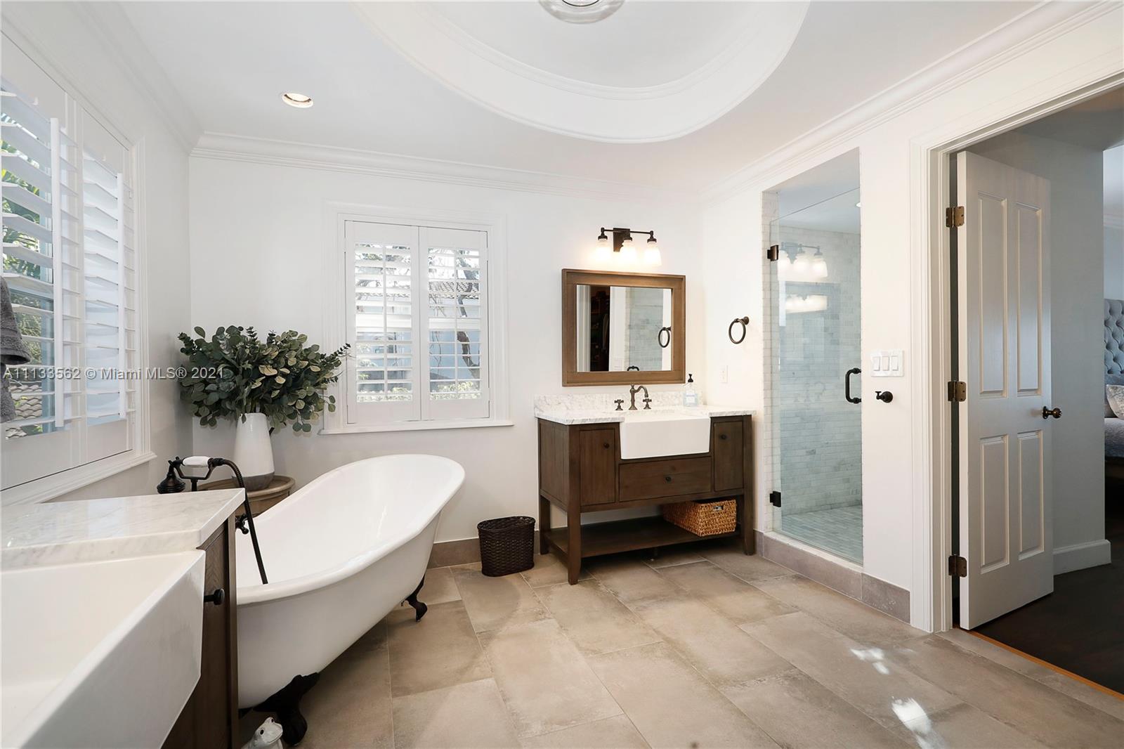 MARTIN SUBURBAN ACRES - Residential