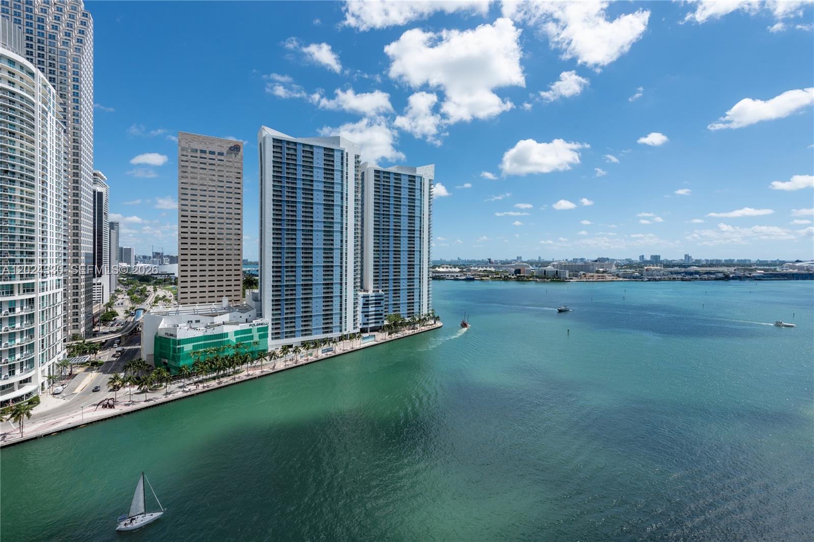 901 Brickell Key Blvd 2006