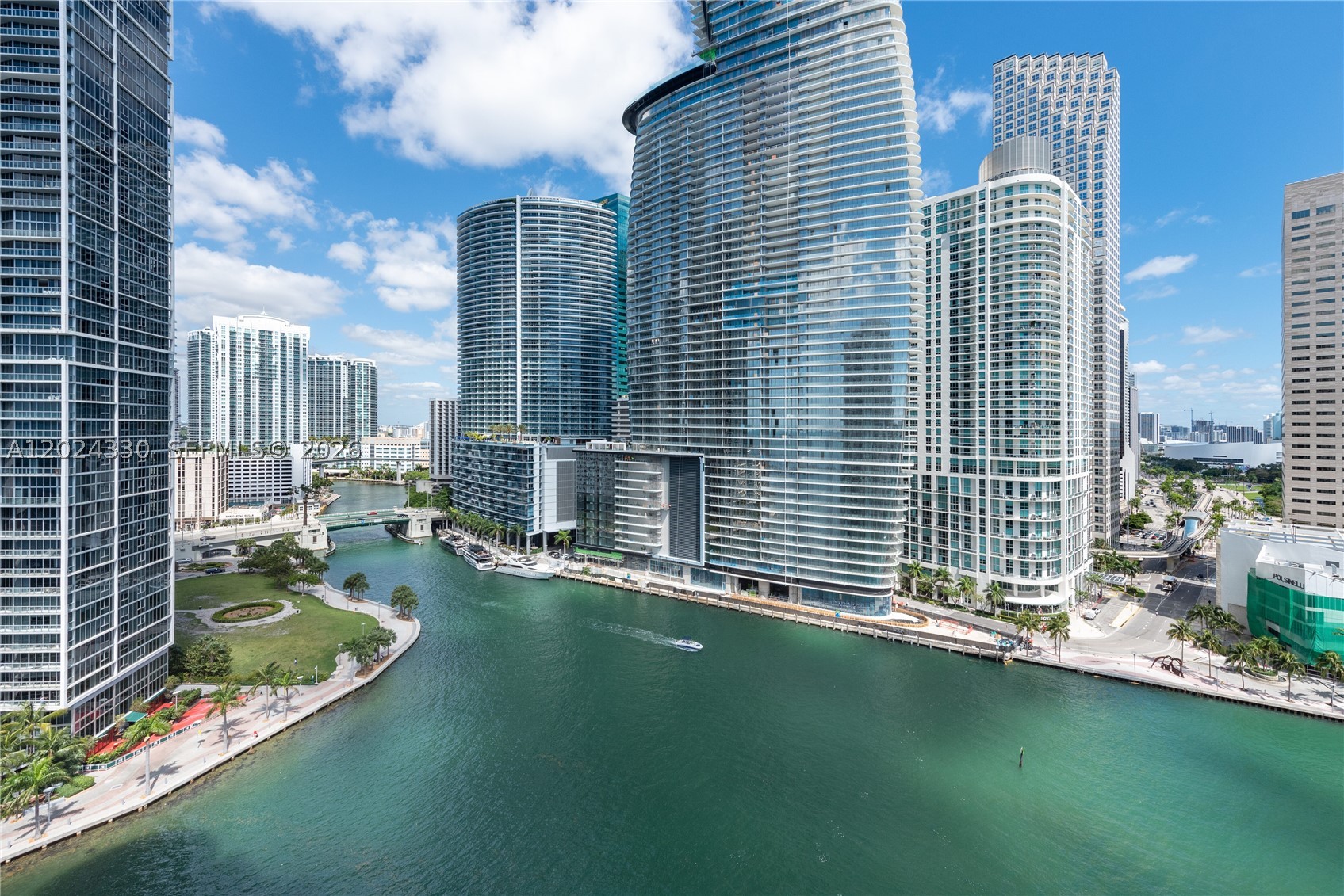 901 Brickell Key Blvd 2006